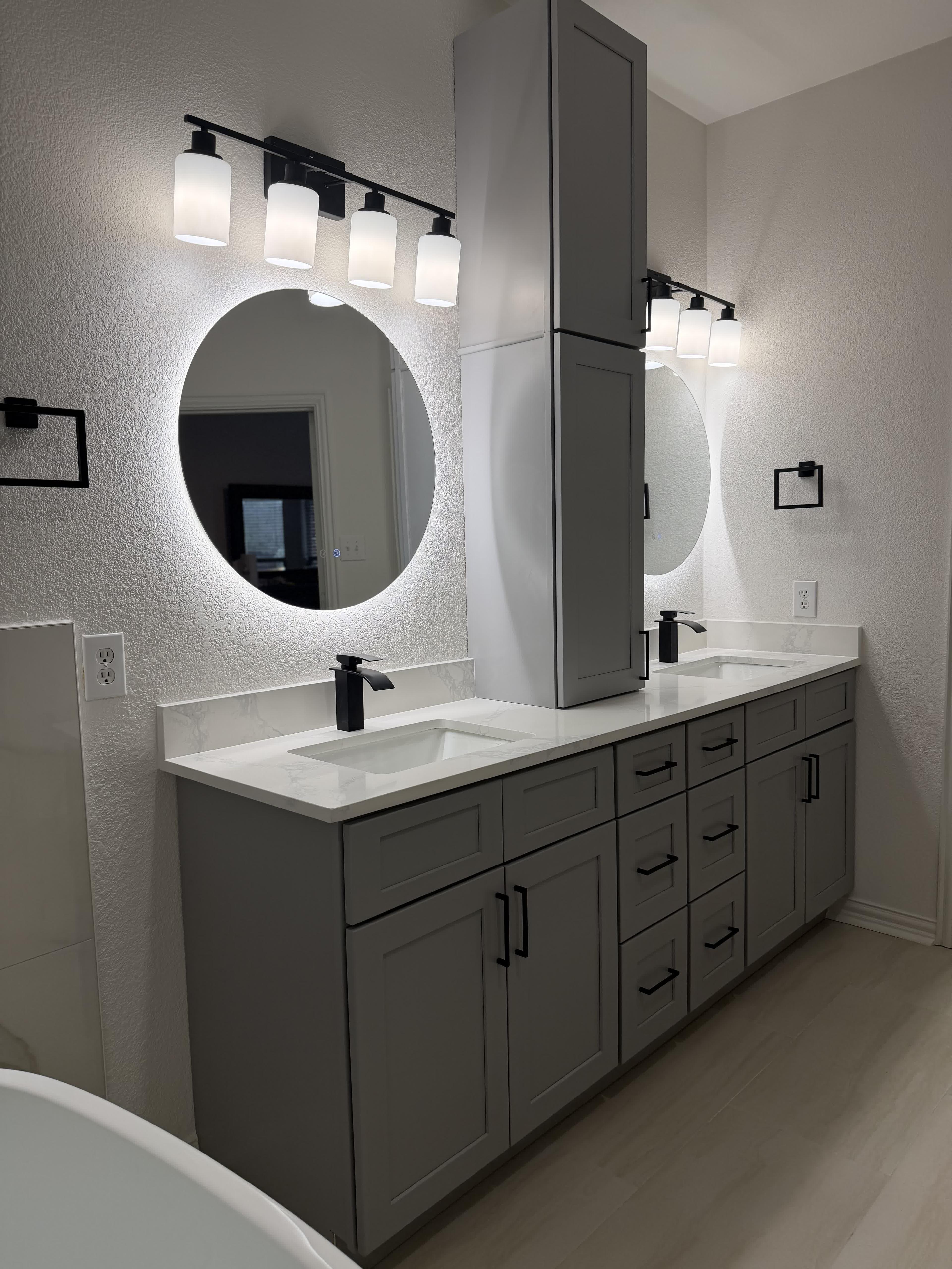 Double vanity with quartz top