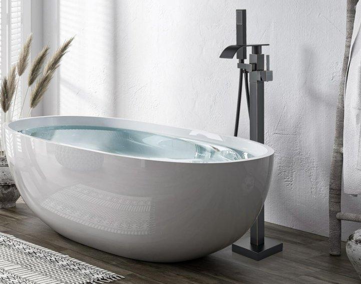 Freestanding Brass Floor-Mounted Tub Filler Faucet